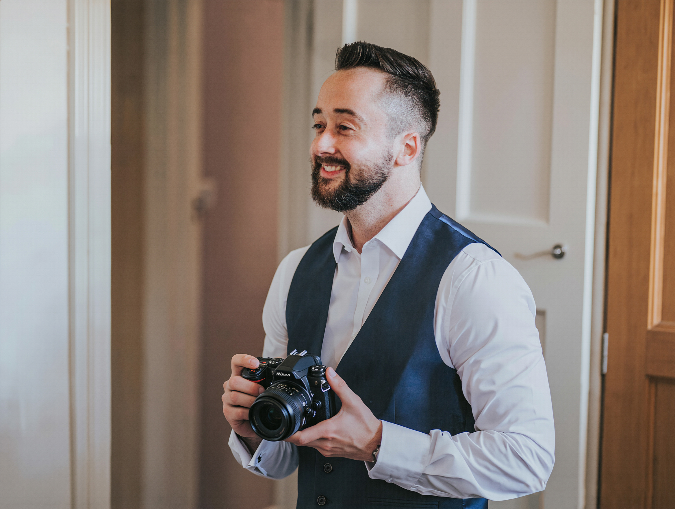 Dan Miles Kent wedding photographer and videographer